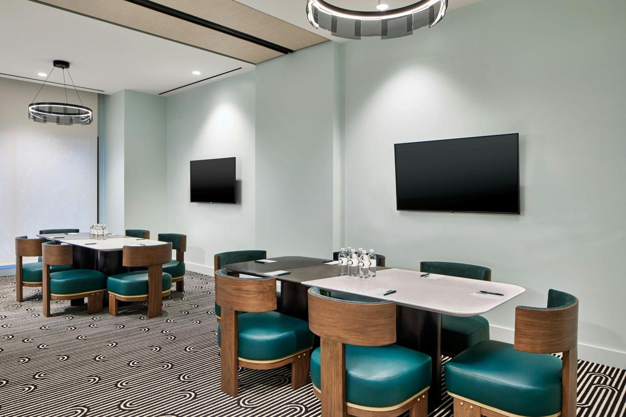 Hotel Celare, Cincinnati Midtown, A Tribute Portfolio Hotel Exterior photo